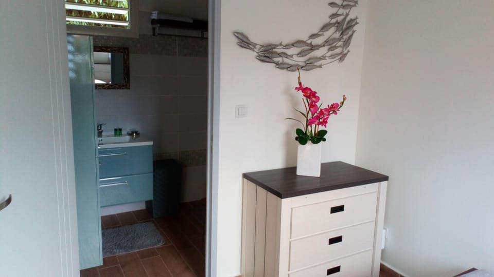 Sonella Bungalow House in Le Gosier