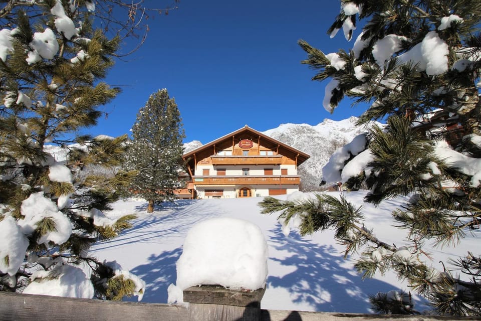 Property building, Winter