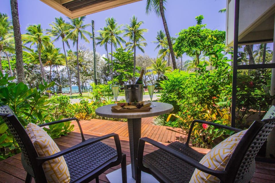 Garden, Balcony/Terrace, Balcony/Terrace, Sea view, Street view