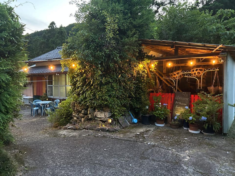 River, Mountain Retreat at 四万十Accommodation House in Japan