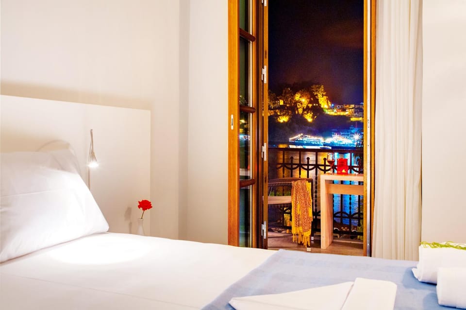 Villa Rossa Hotel in Peloponnese, Western Greece and the Ionian