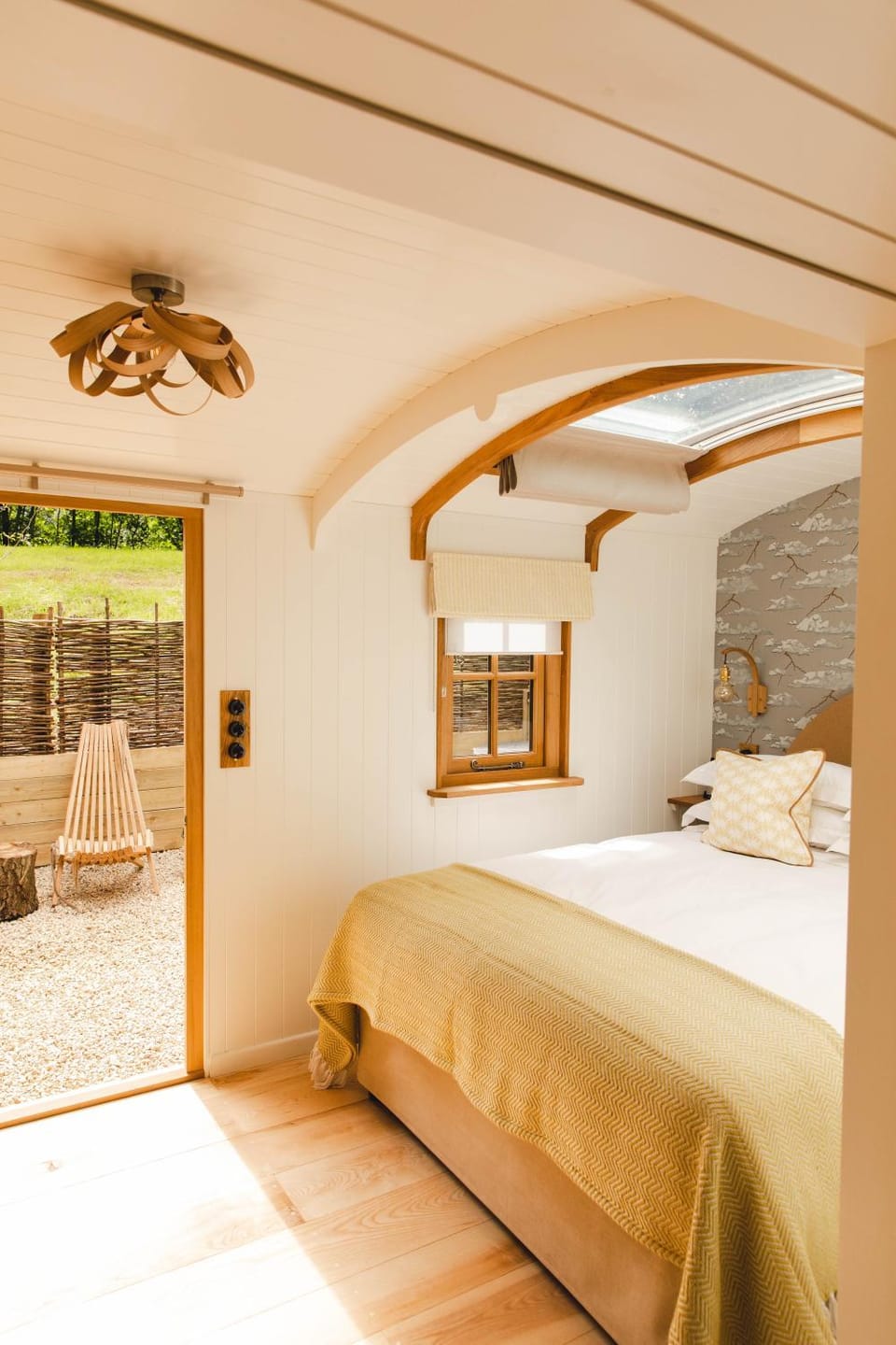 Bed, Balcony/Terrace, Bedroom