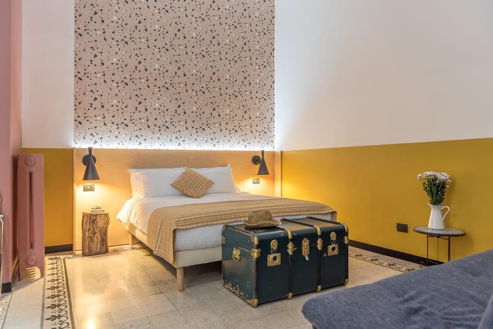 Bed, Photo of the whole room