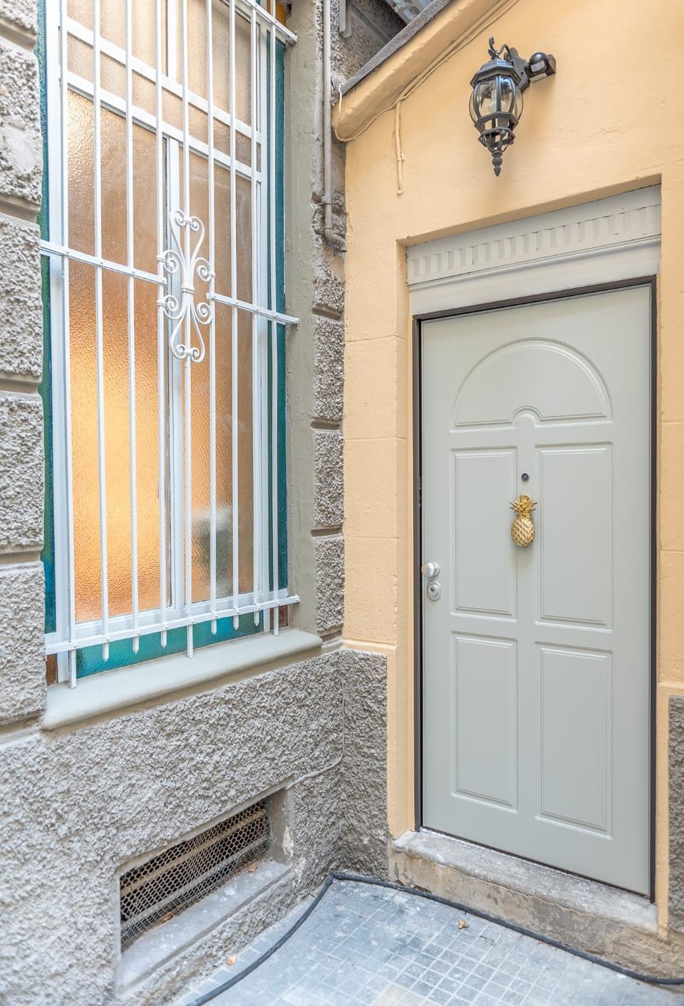 Facade/entrance, Day