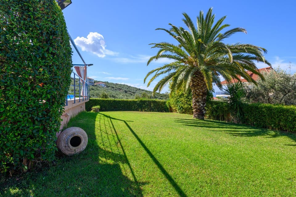 Garden, Garden view