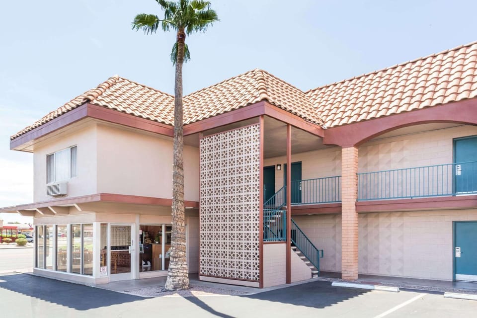Property building, On site
