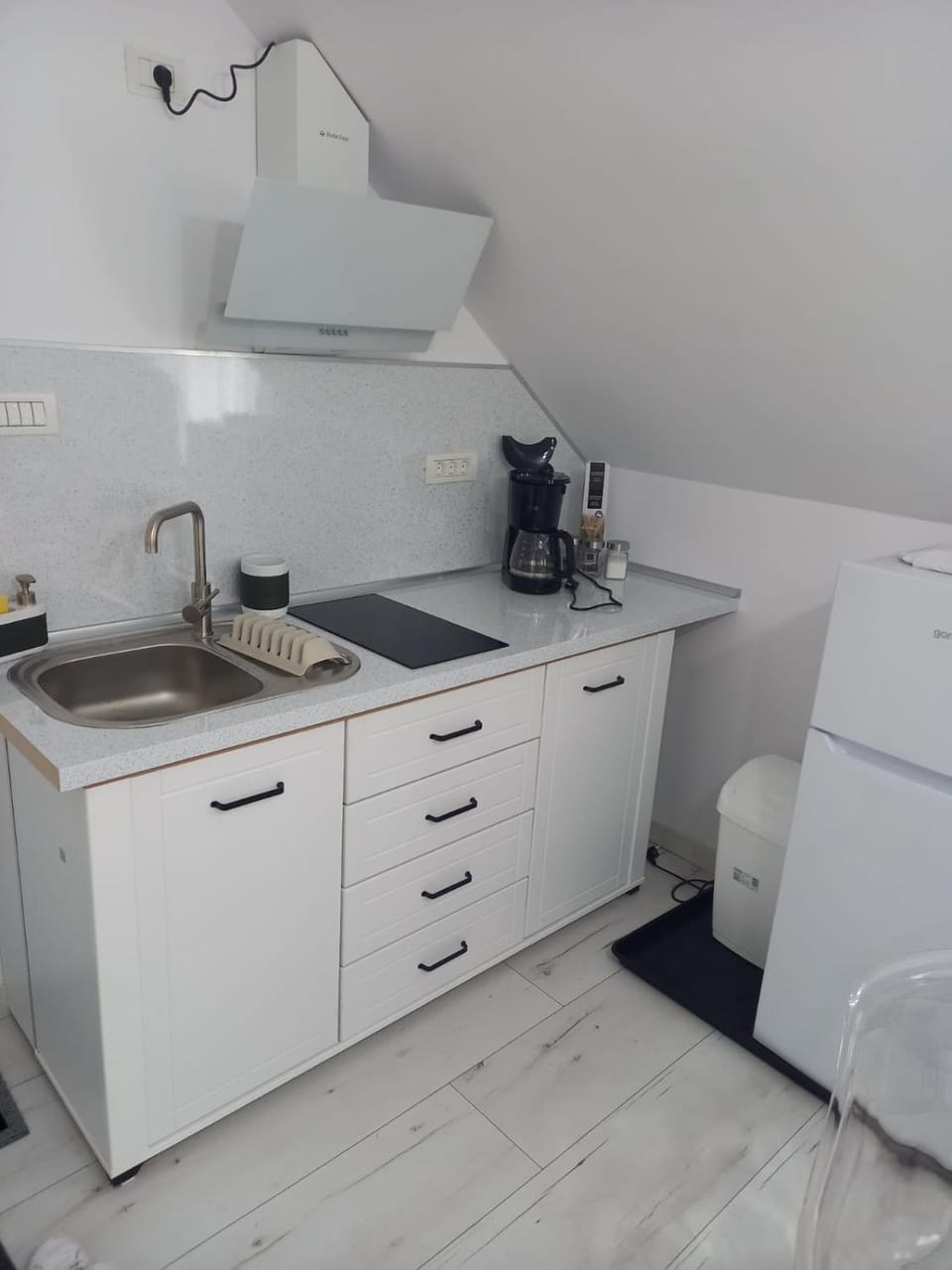 Kitchen or kitchenette, stove