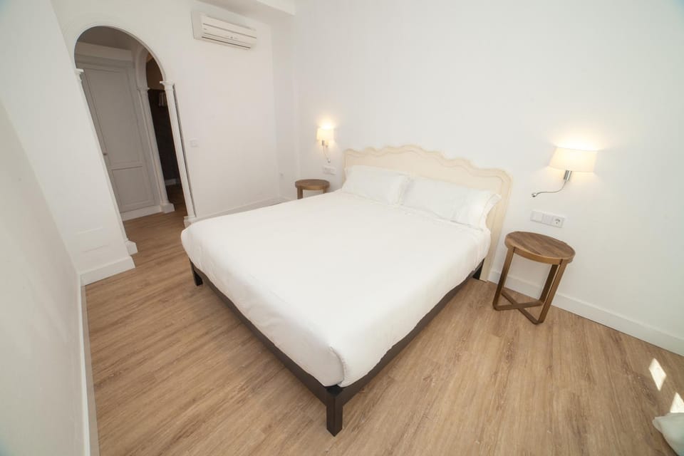 Decorative detail, Bedroom