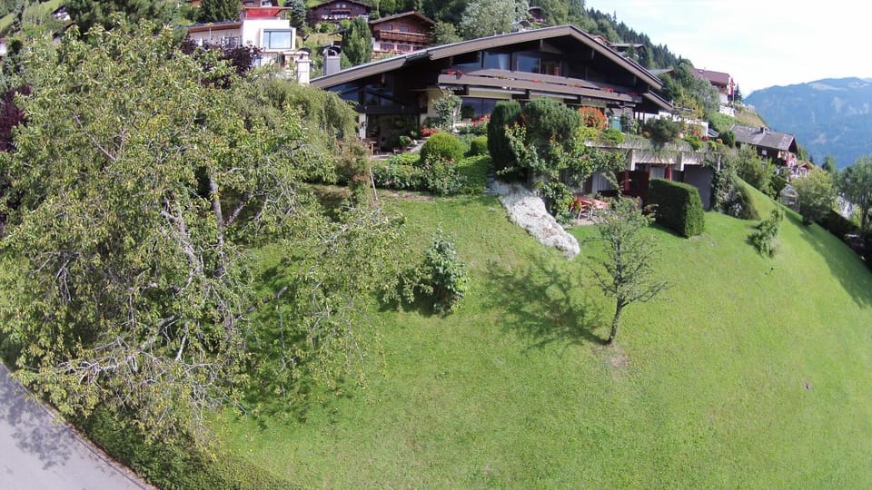 Day, Night, Bird's eye view, Balcony/Terrace