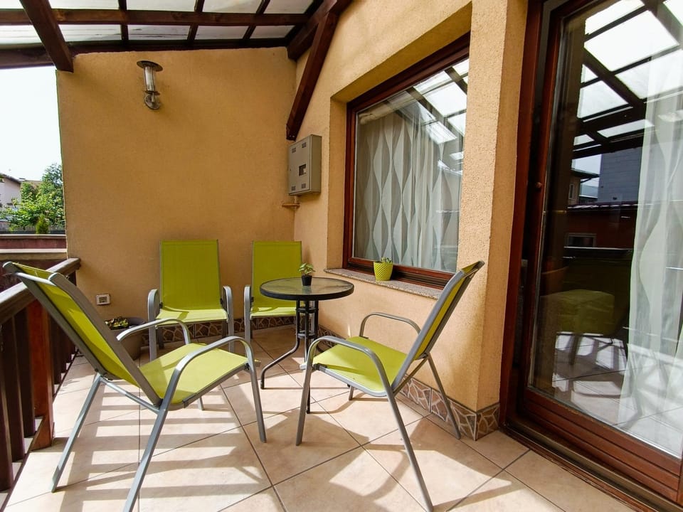 Patio, View (from property/room), Balcony/Terrace, Balcony/Terrace, Seating area, Dining area