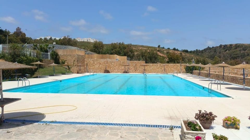 Appartement calme avec piscine et proche de la plage Apartment in Tangier-Tétouan-Al Hoceima