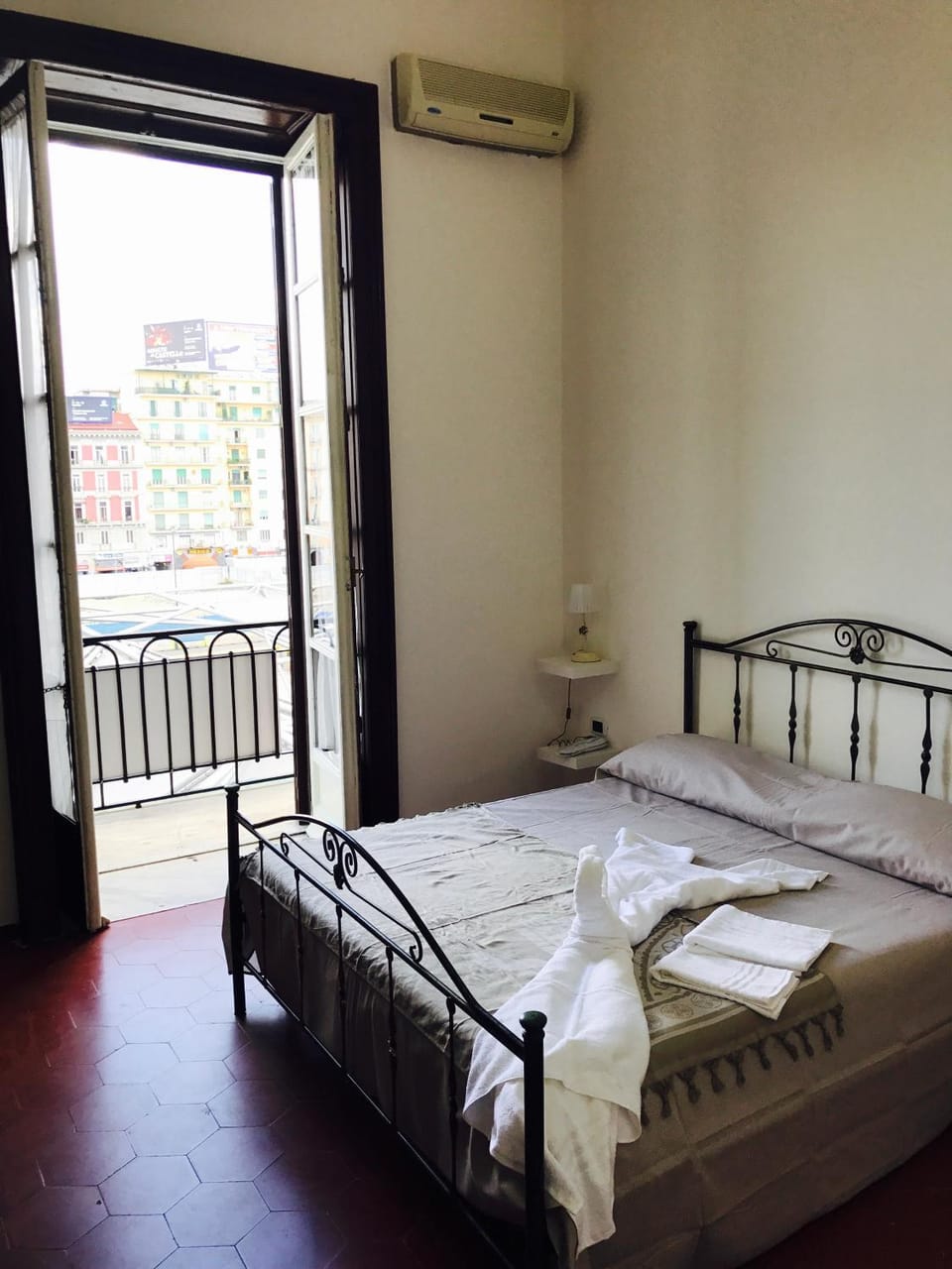 Bed, Photo of the whole room, Bedroom, towels, air conditioner