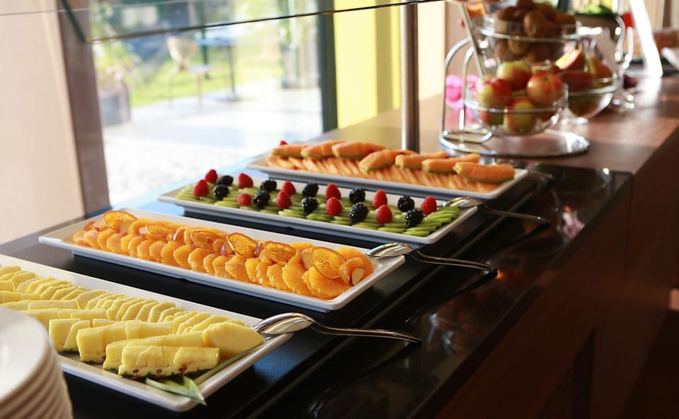 Restaurant/places to eat, Food and drinks