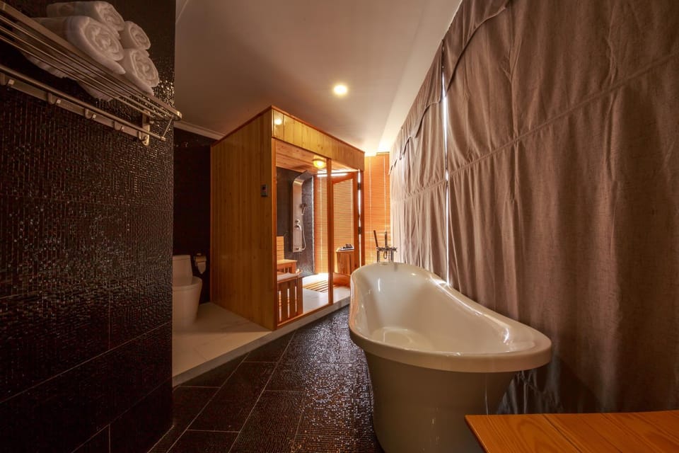 Bathroom, Bath