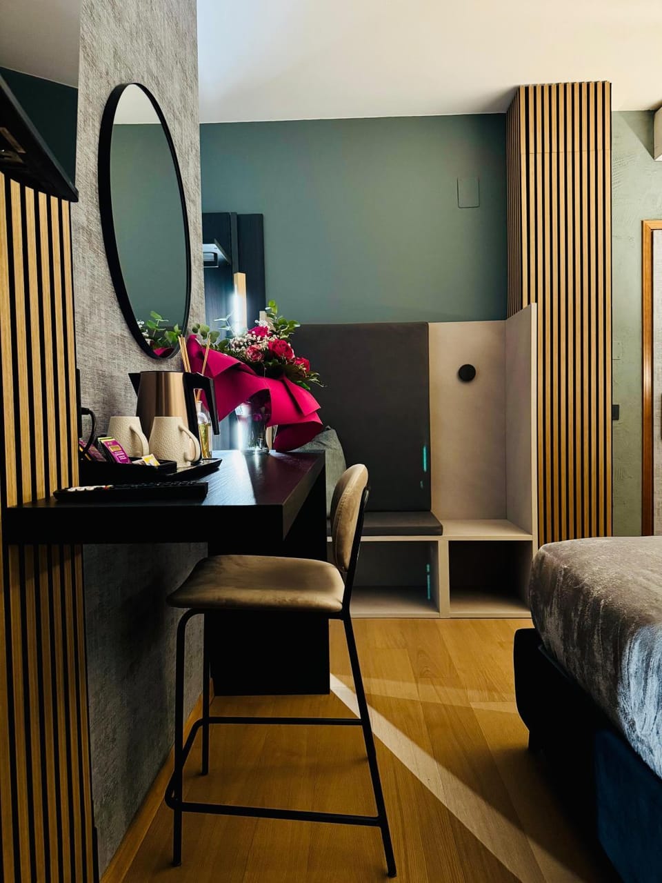 Property building, Restaurant/places to eat, Swimming pool, Breakfast