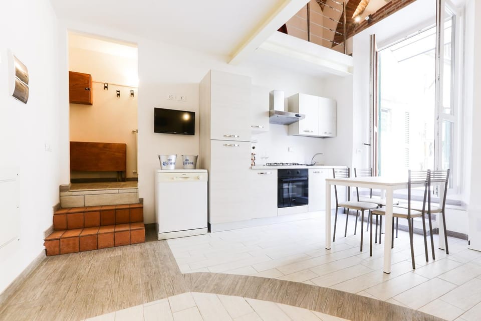 Kitchen or kitchenette, Living room, Dining area