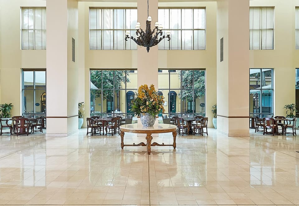 Lobby or reception, Lounge or bar, Seating area