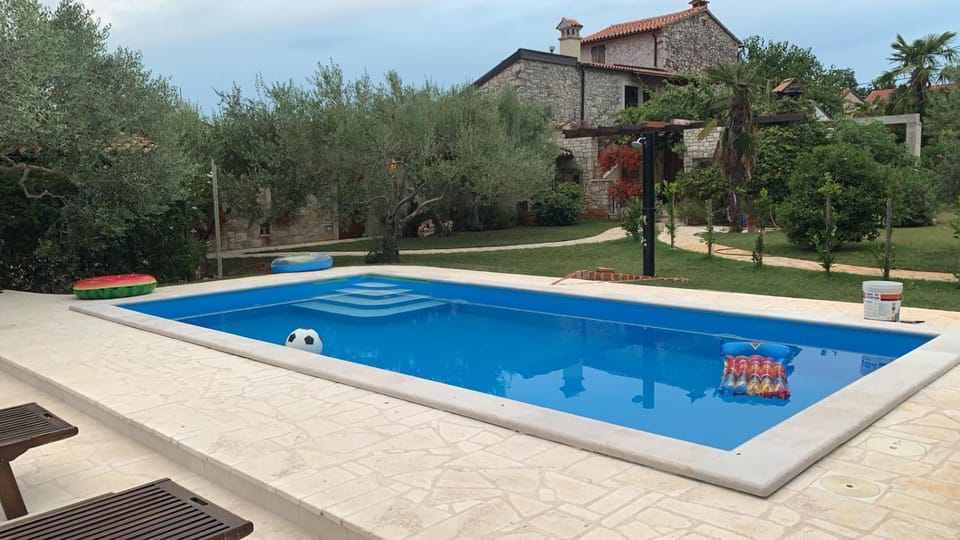 Pool view, Swimming pool