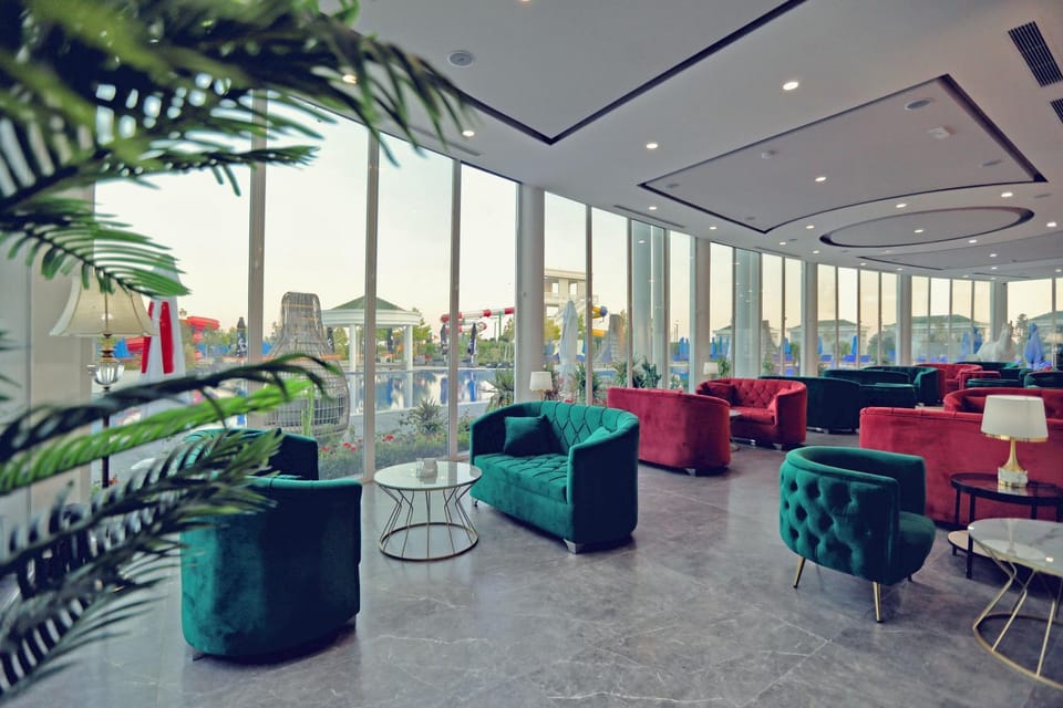 Property building, Lounge or bar