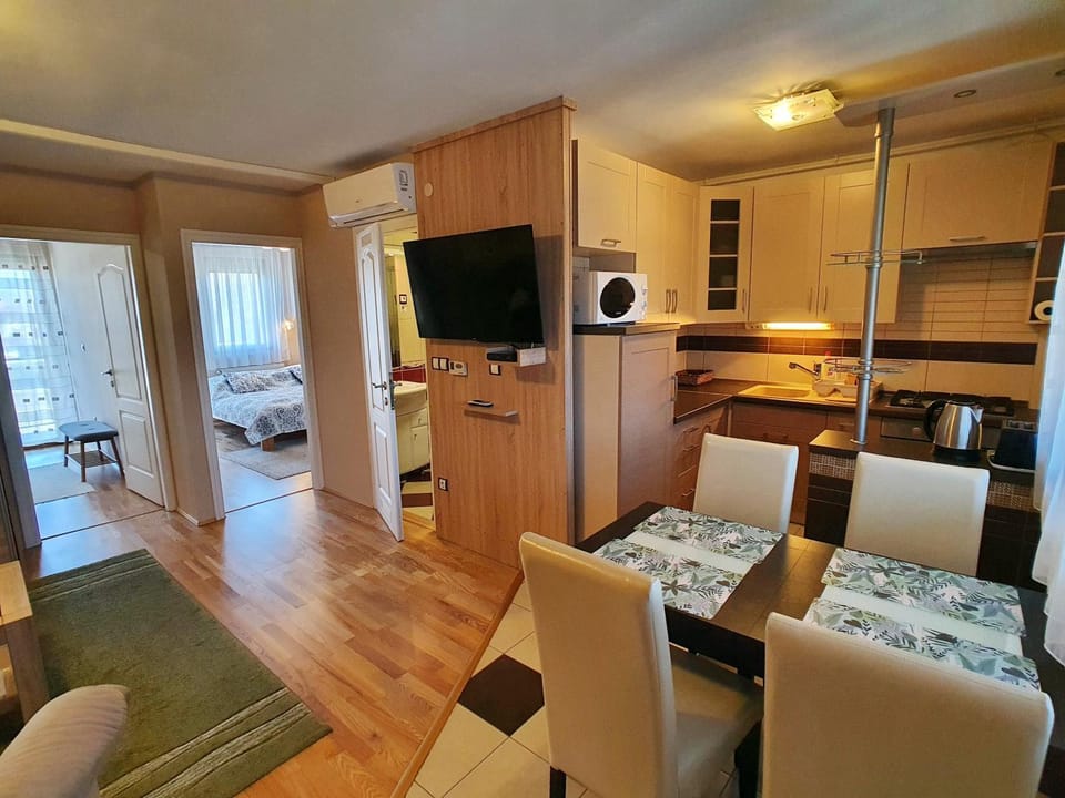 Dorci apartman - Nr 178 Biró Tours Apartment in Hungary