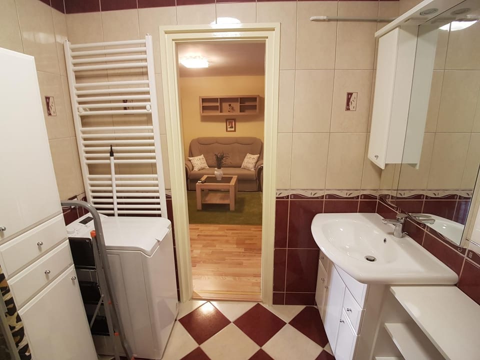 Dorci apartman - Nr 178 Biró Tours Apartment in Hungary