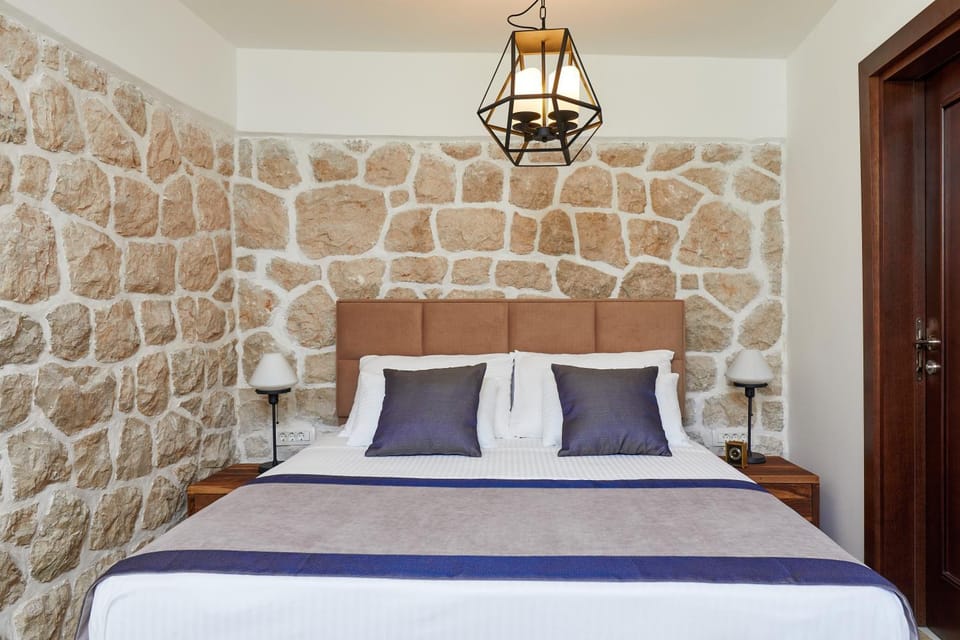 Spring, Bedroom