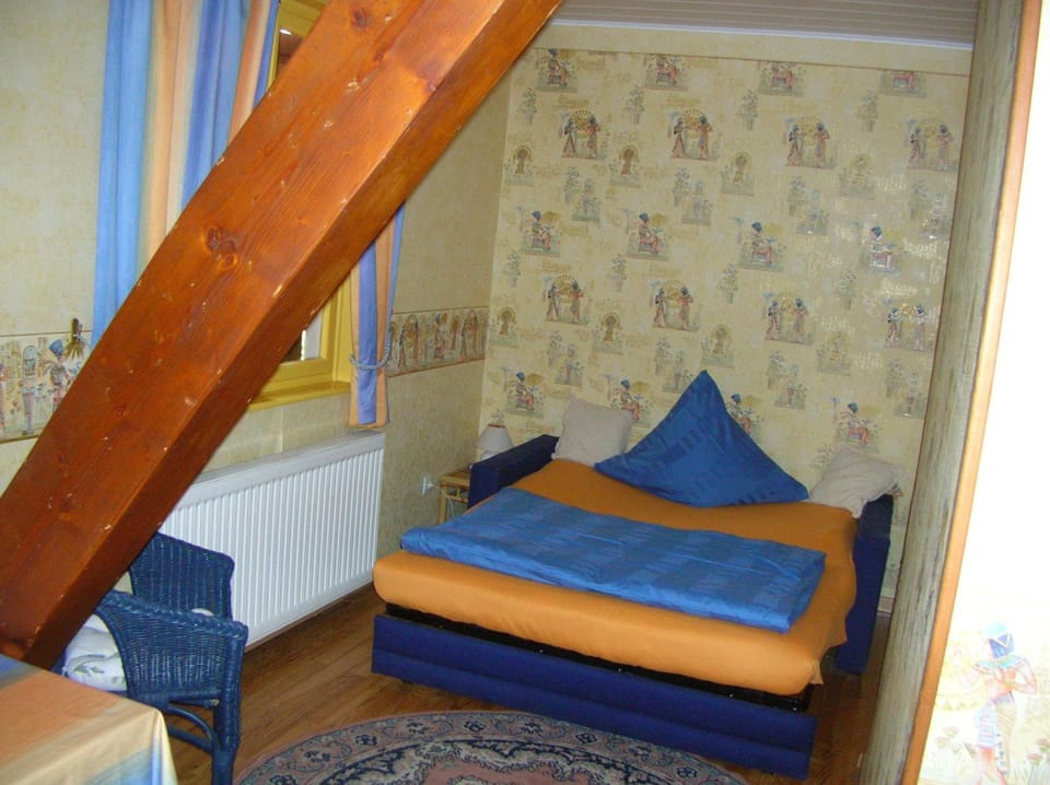 Other, Photo of the whole room, Decorative detail