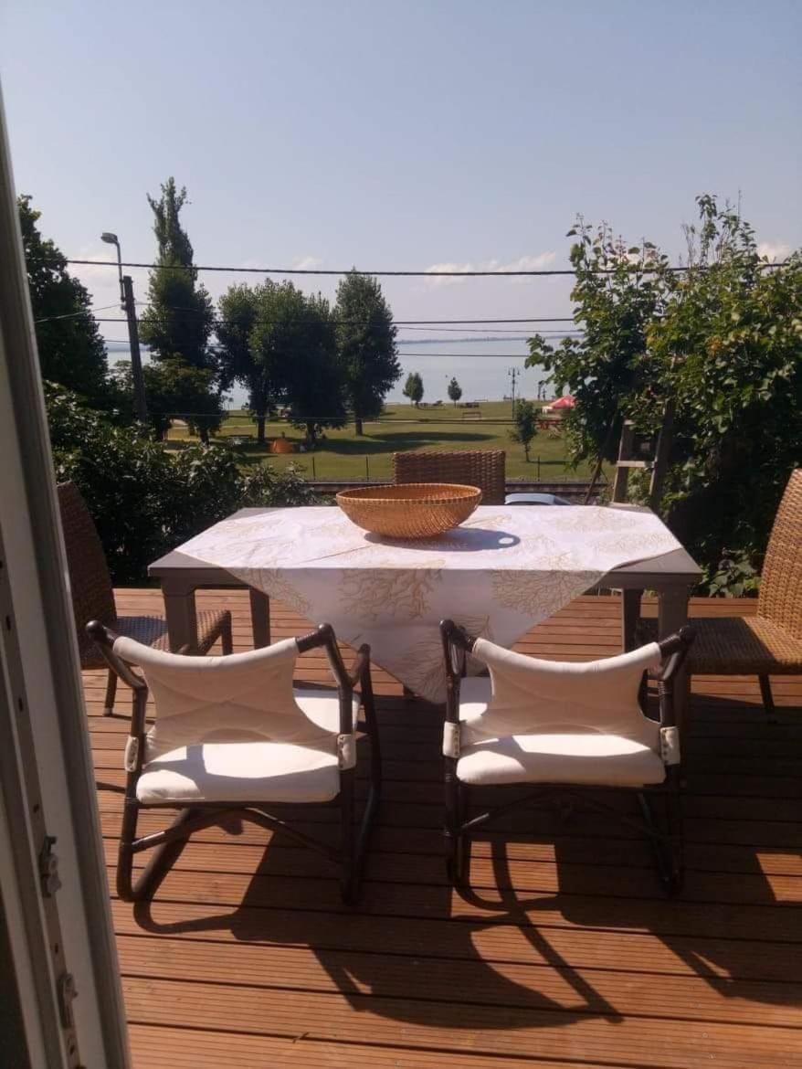 Blue Beach Panorama House in Hungary