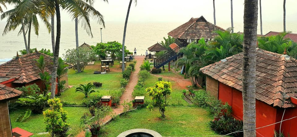 Property building, Day, Natural landscape, Garden, Garden view, Sea view, Sea view