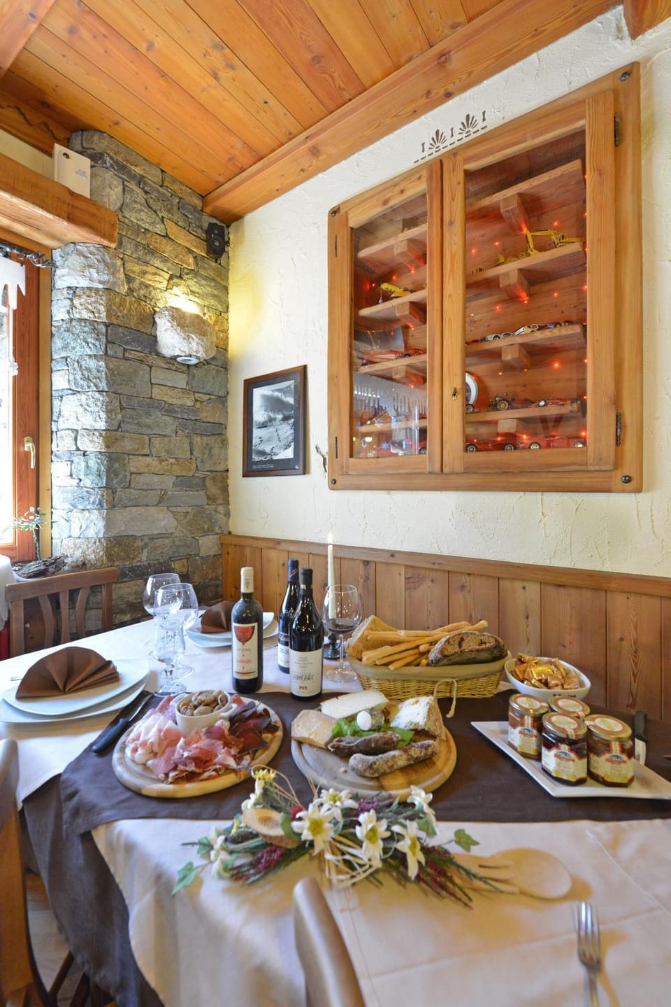 Affittacamere De Charme Jour Et Nuit Bed and Breakfast in Torgnon