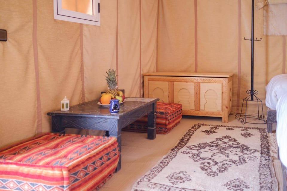 Photo of the whole room, Seating area, Bedroom