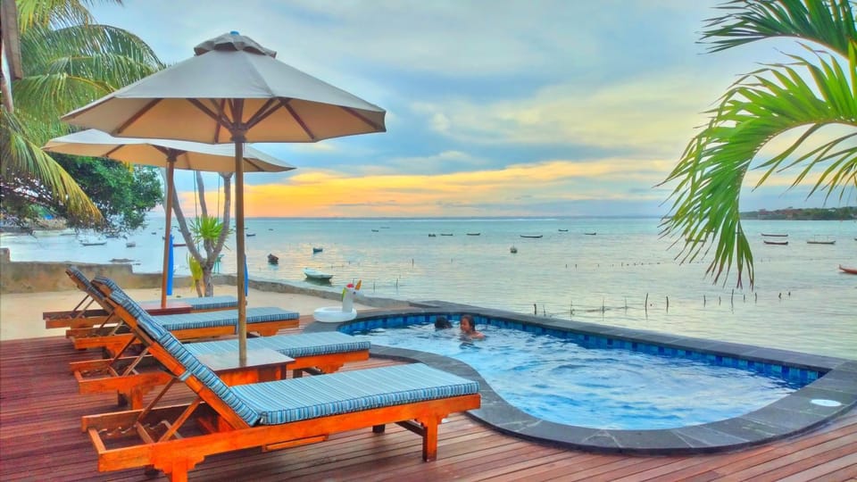 Pool view, Swimming pool