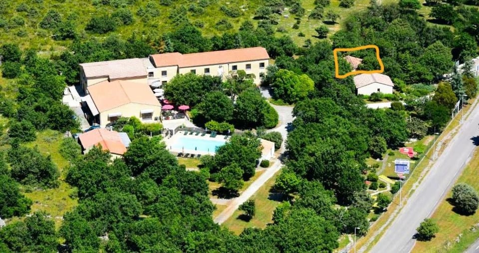 Hôtel Les Persèdes Hotel in Provence-Alpes-Côte d'Azur