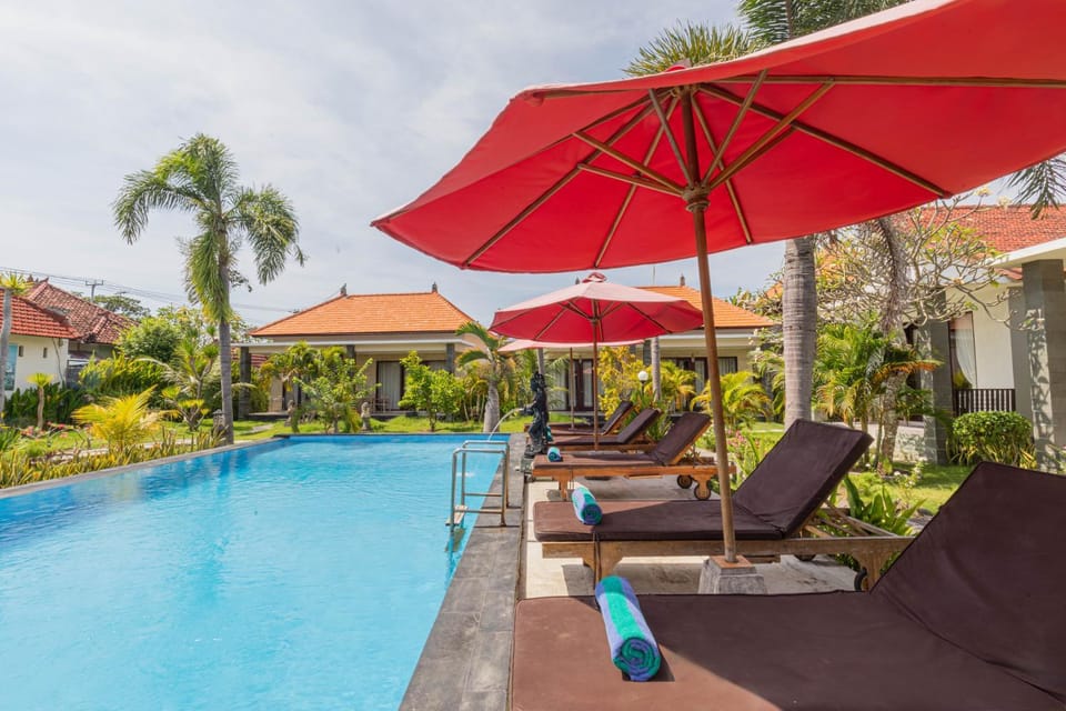 Property building, Swimming pool