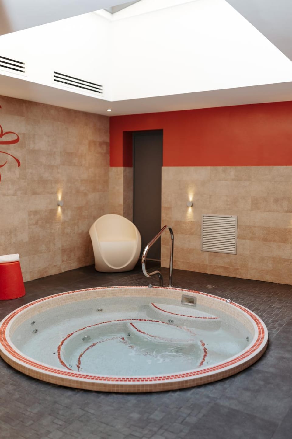 Hot Tub, Spa and wellness centre/facilities