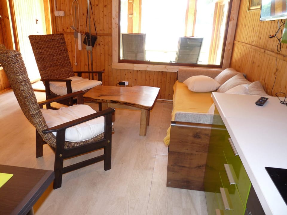 Ferienhaus direkt am See Campground/ 
RV Resort in West Pomeranian Voivodeship, Poland