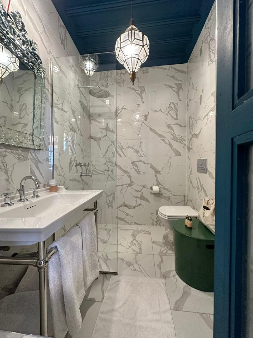 Shower, Toilet, Bathroom, Pool view, towels