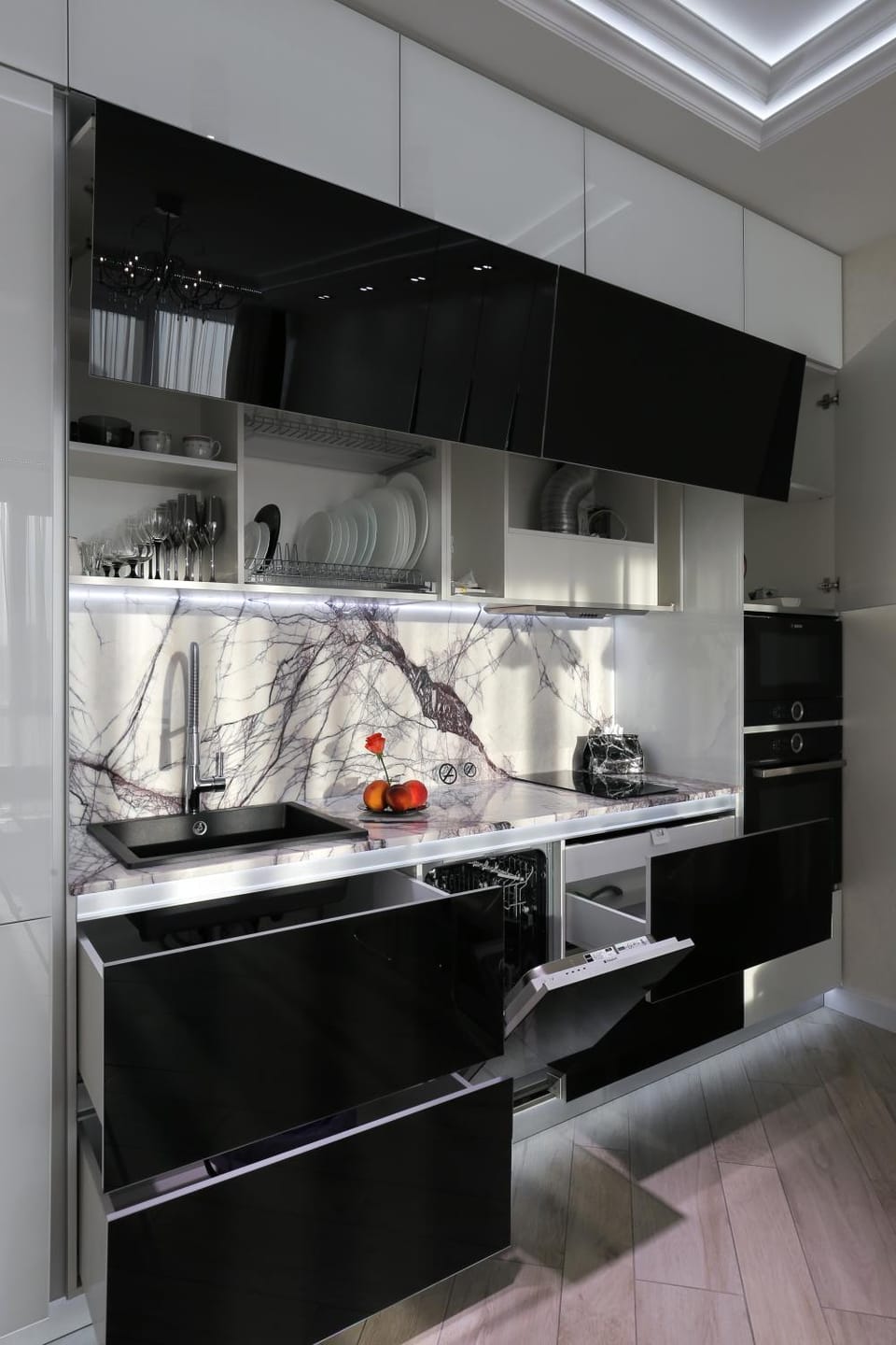 Black&White Apartment in Smart Plaza Apartment in Kiev City - Kyiv
