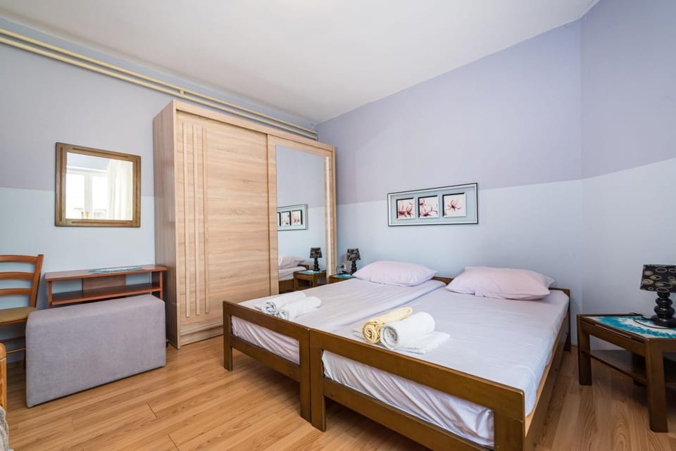 Cozy Apartment Branka with nice Garden Apartment in Novalja
