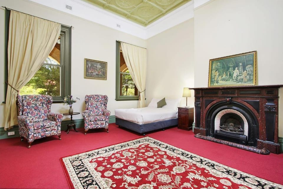 Photo of the whole room, Seating area, Bedroom, towels
