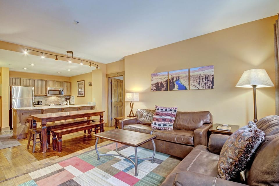 Mountain Thunder M1101 Apartment in Breckenridge