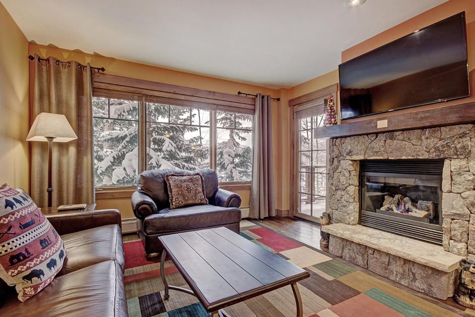 Mountain Thunder M1101 Apartment in Breckenridge