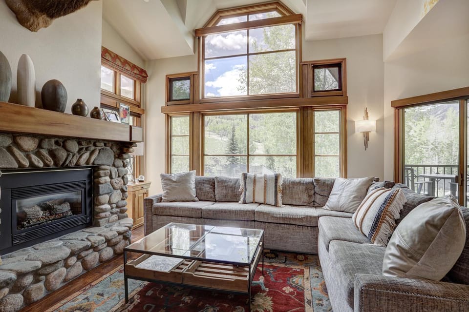 3BR 3,5BA Townhome Steps to Beaver Creek Village & Lifts House in Beaver Creek