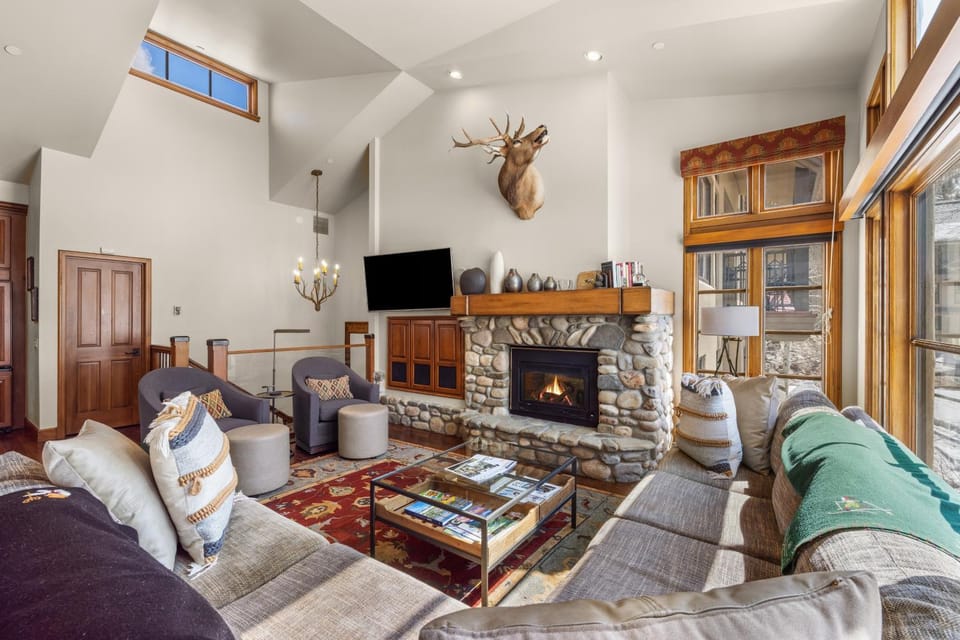 3BR 3,5BA Townhome Steps to Beaver Creek Village & Lifts House in Beaver Creek