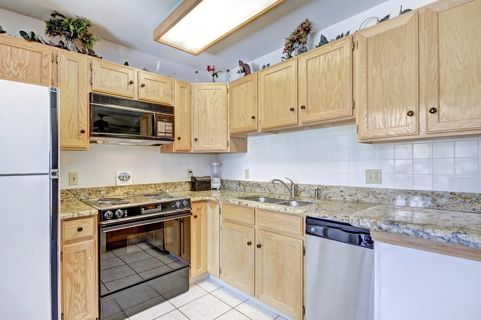 Relaxed Studio Seconds to Historic Main Street - Sleeps 4 Apartment in Breckenridge