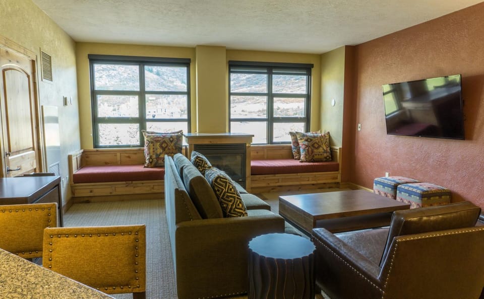 Luxury suite in the heart of Canyons Village Apartment in Wasatch County