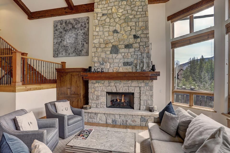 Private Gore Creek Townhome House in Vail