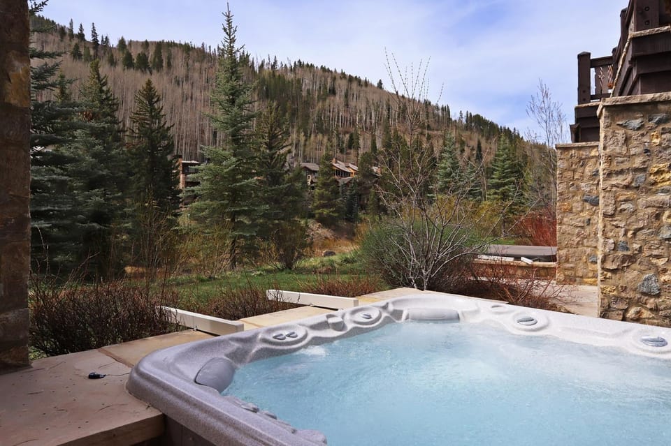 Private Gore Creek Townhome House in Vail