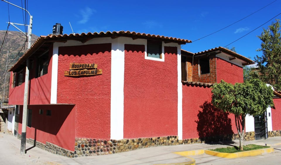 Facade/entrance, Mountain view