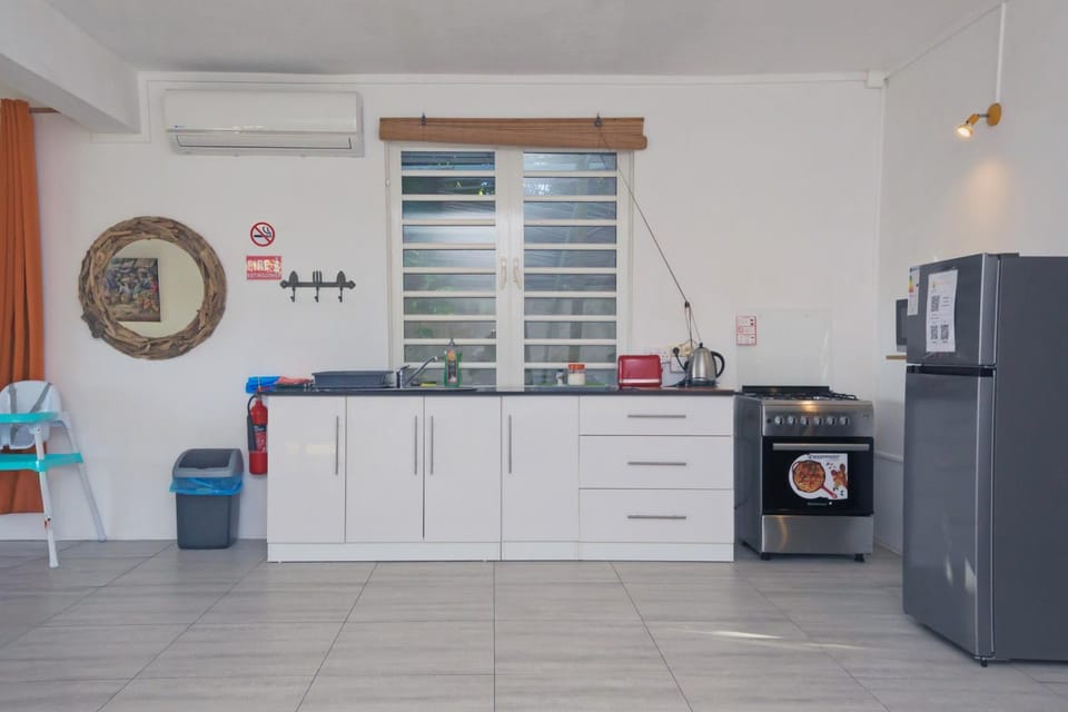 The Rusty Pelican Apartment in Rivière Noire District, Mauritius